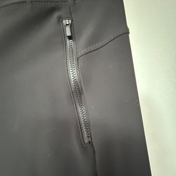 ATHLETA 3-PIECE WARDROBE SET - Picture 11 of 14